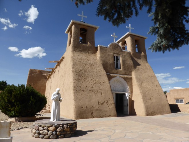 San Francisco de Assissi Mission Church in Rancho de Taos